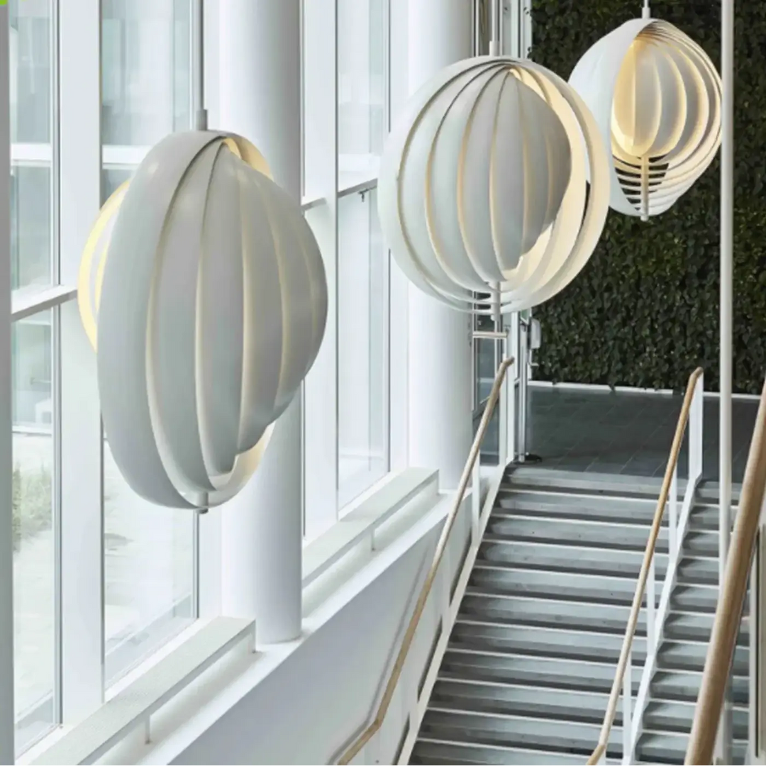 Suspension sphérique lames orientables moderne design épuré