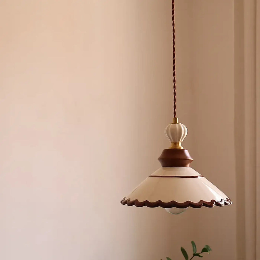 Suspension luminaire en céramique avec détails bois style vintage