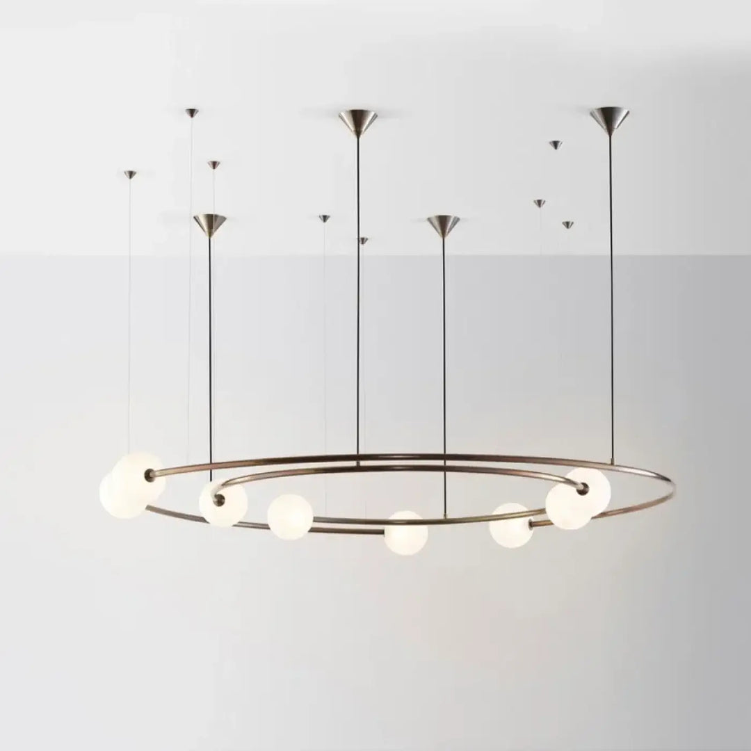 Suspension Circulaire Aérienne À Globes En Verre Et Métal Doré

