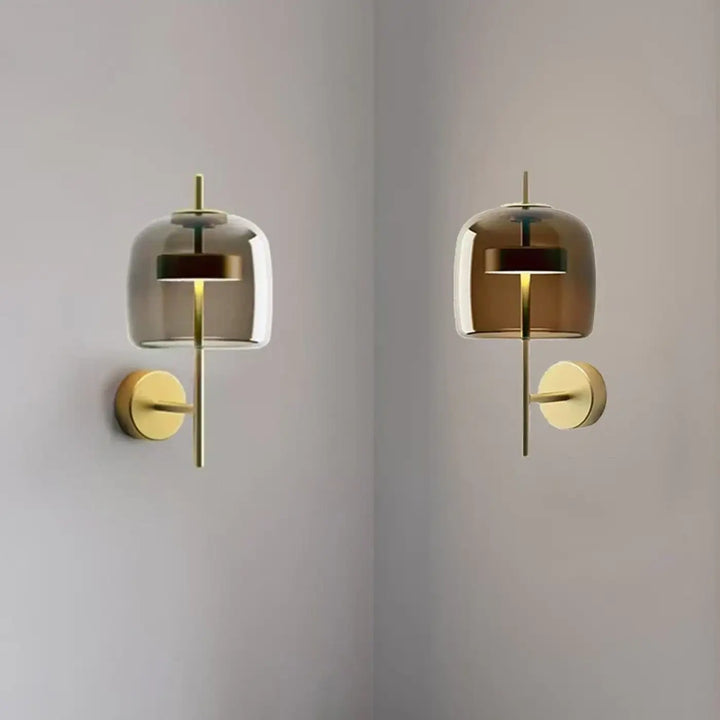Deux appliques murales gloria en métal doré avec verre fumé translucide clair et ambre pour suspension contemporaine