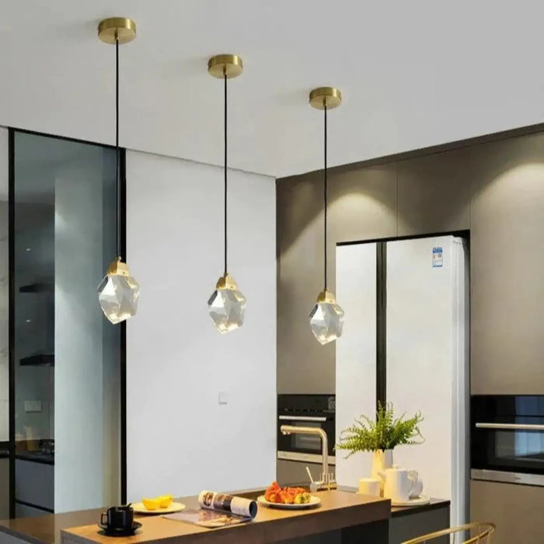 Suspension Cristal Moderne Forme Diamant Doré