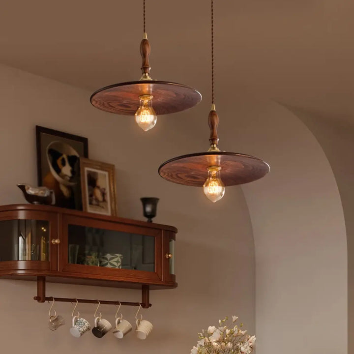 Suspension décorative bois sculpté style rétro style vintage