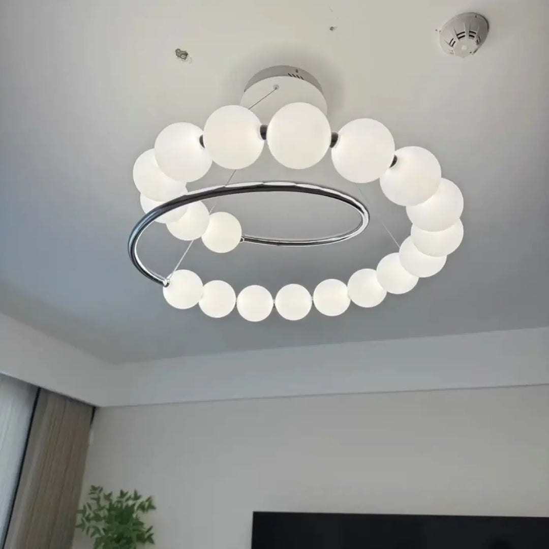 Suspension design anneau lumineux à globes blancs