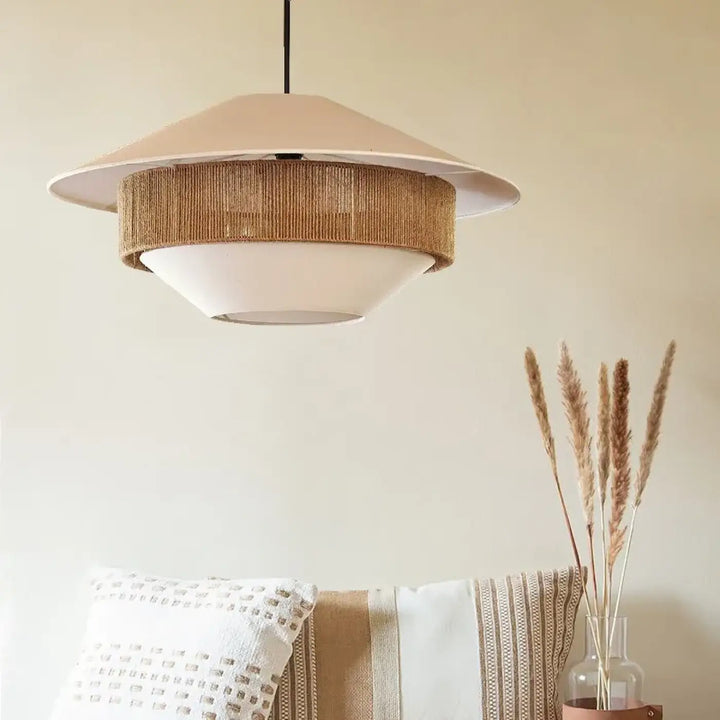 Suspension design blanche jute naturelle ambiance élégante