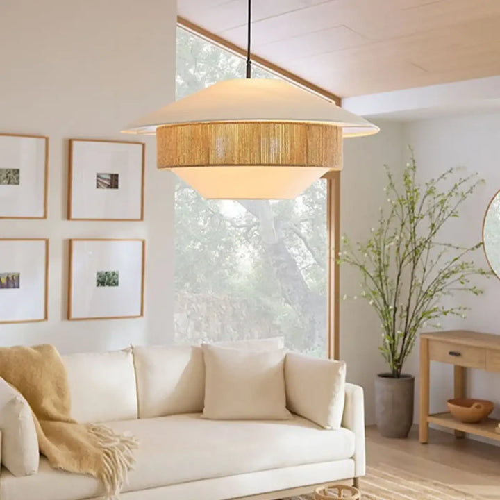 Suspension design blanche jute naturelle ambiance élégante