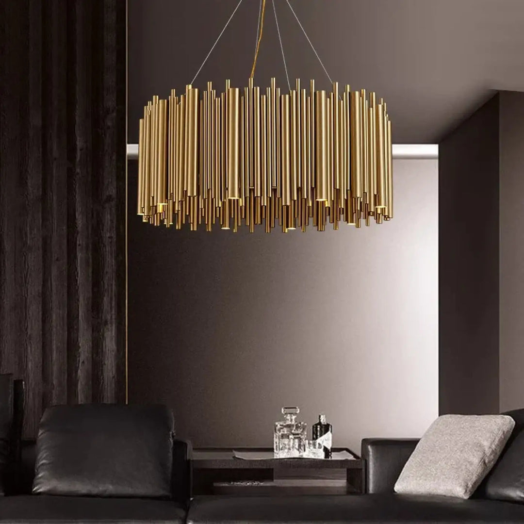 Suspension design dorée tubes métalliques élégante