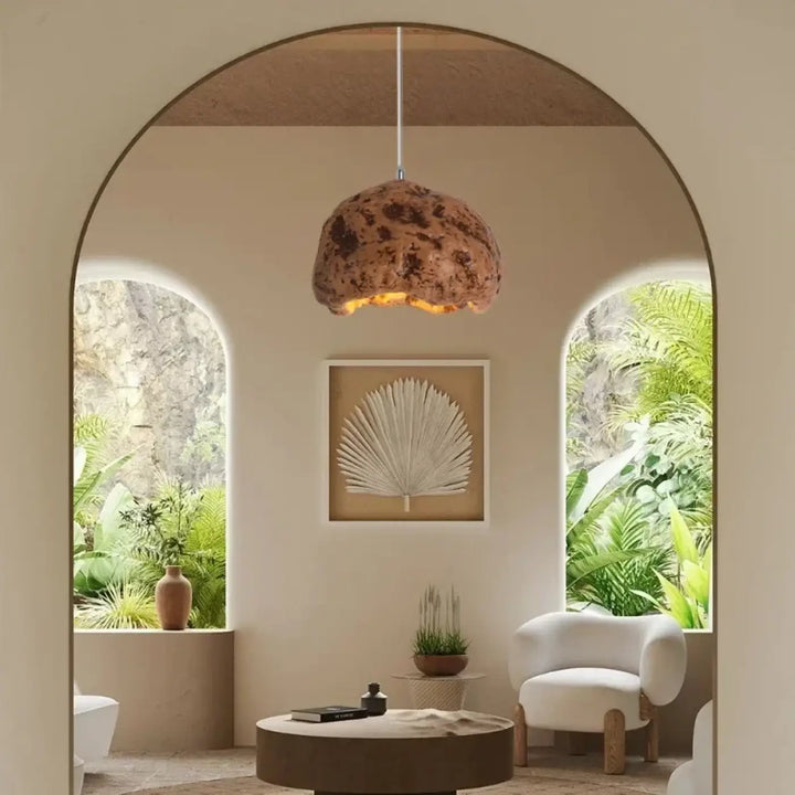Suspension design effet roche brute lumière chaleureuse

