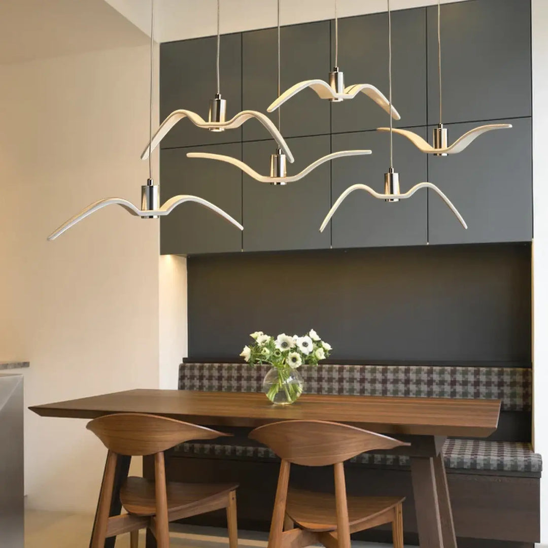 Suspension design envol d’oiseaux lumineux

