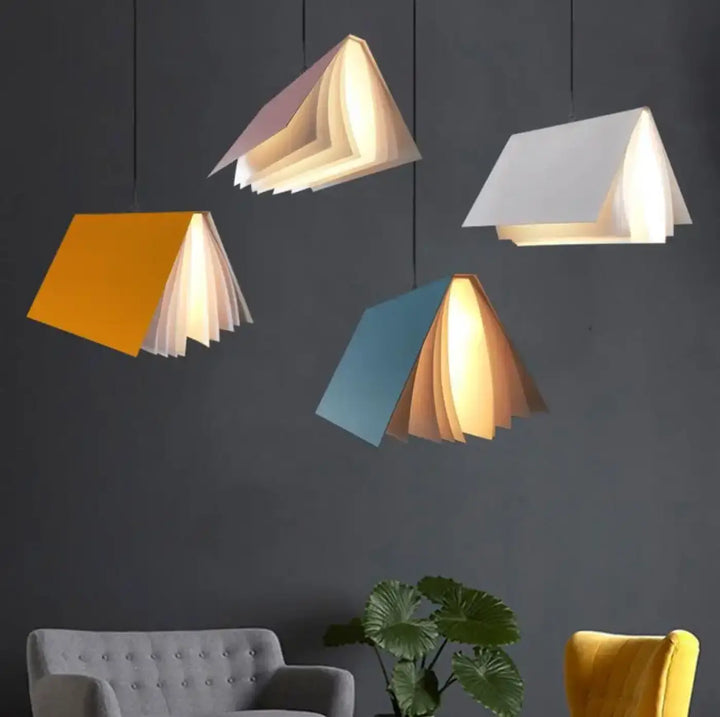 Suspension design forme livre style moderne colorée