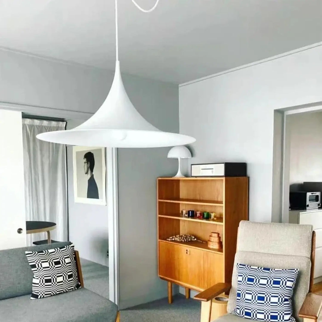 Suspension design laiton forme évasée moderne