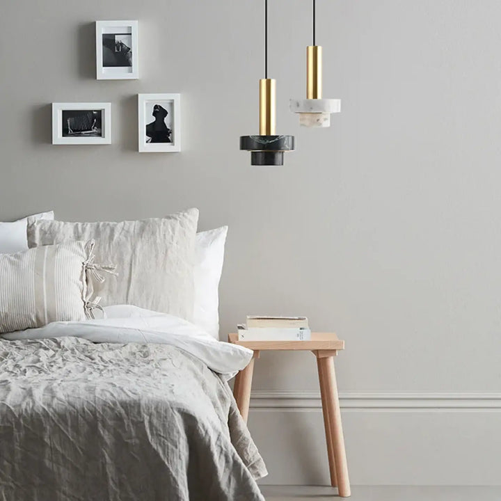Suspension Design En Laiton Et Pierre Terrazzo Moderne