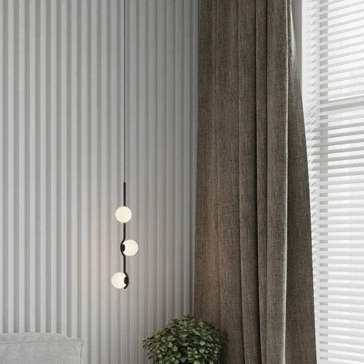 Suspension minimaliste à boules lumineuses style chic