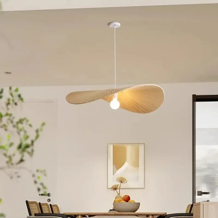 Suspension Design Naturel En Tissu Forme Aile Élégante