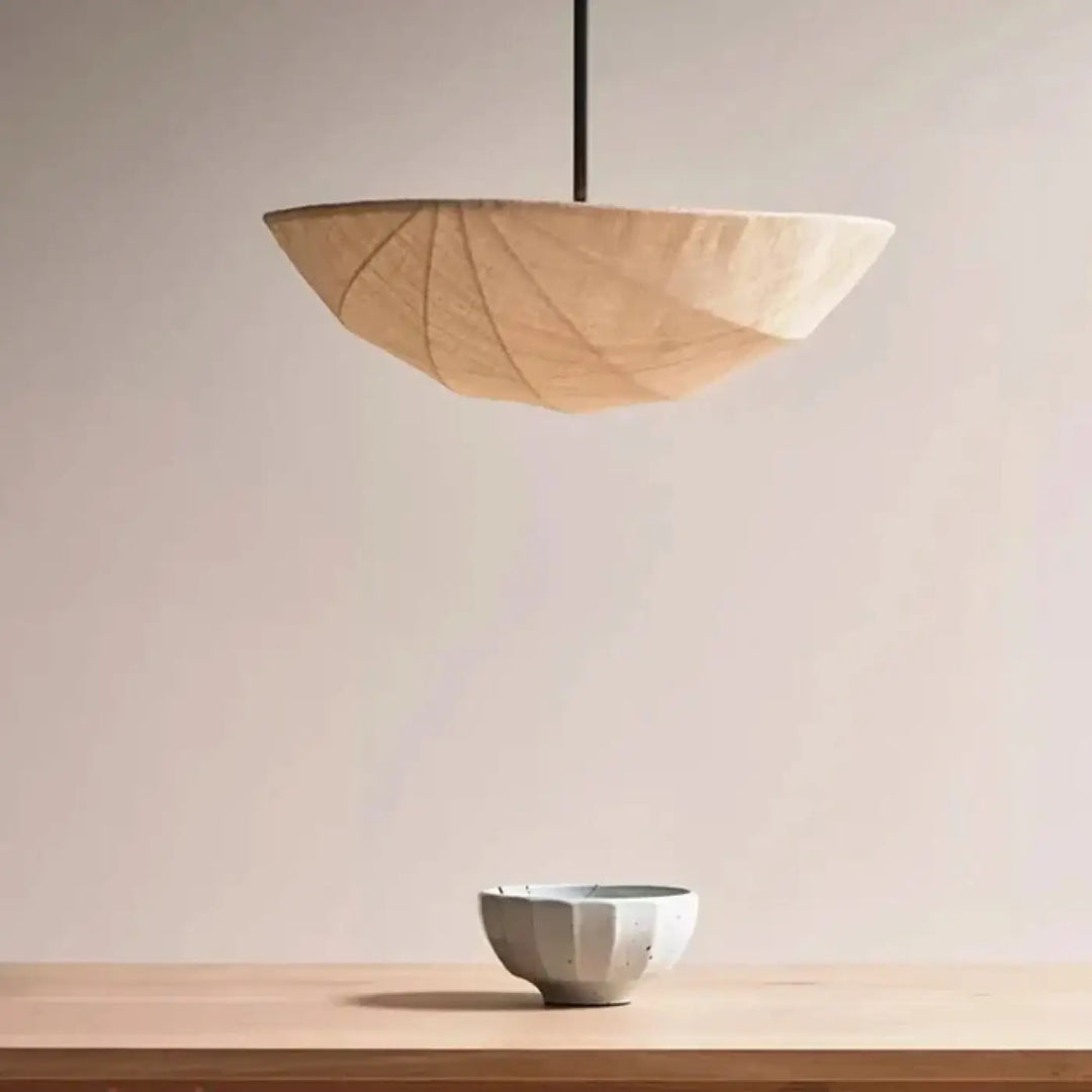 Suspension design sculpté forme feuille moderne