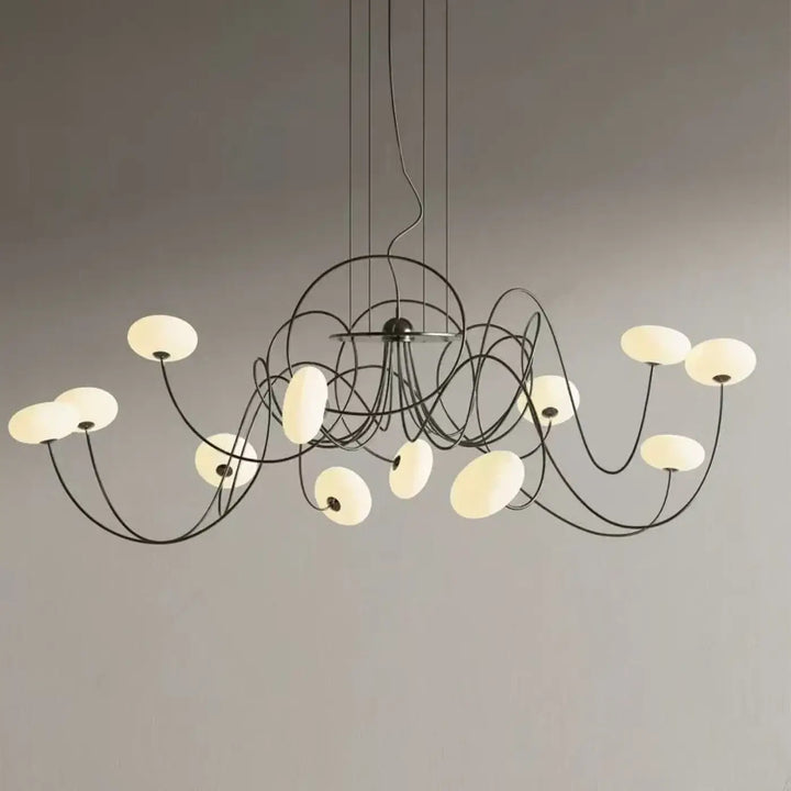 Suspension design sculpturale lumières multiples élégant
