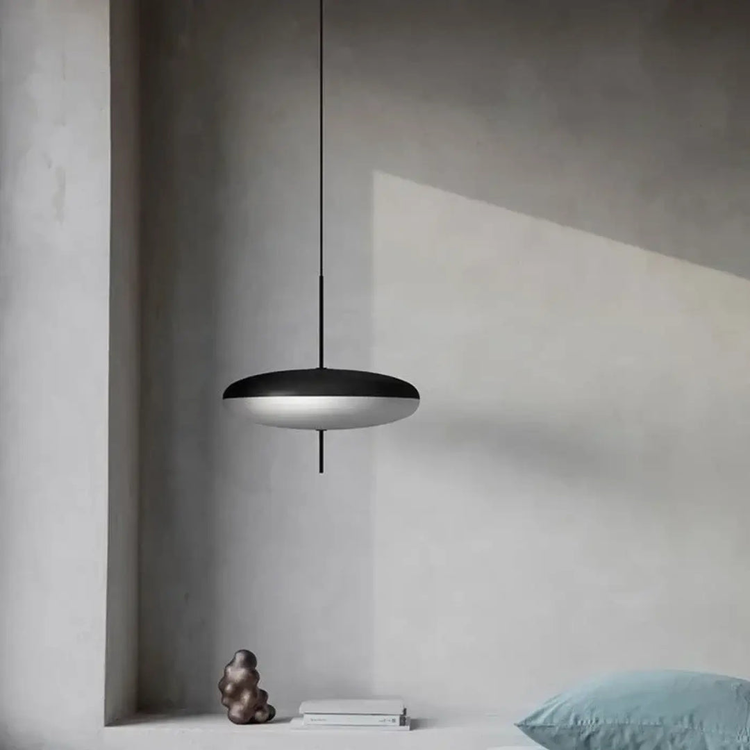 Suspension Disque LED Moderne Minimaliste Noire Et Blanche

