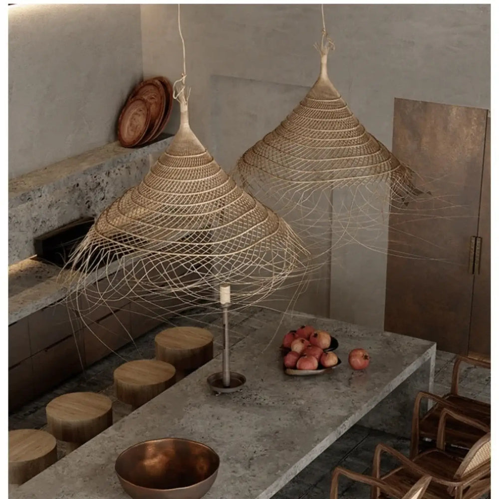 Suspension en fibres naturelles forme conique style bohème chic

