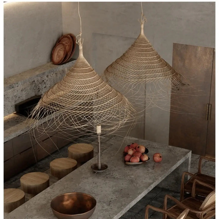Suspension en fibres naturelles forme conique style bohème chic

