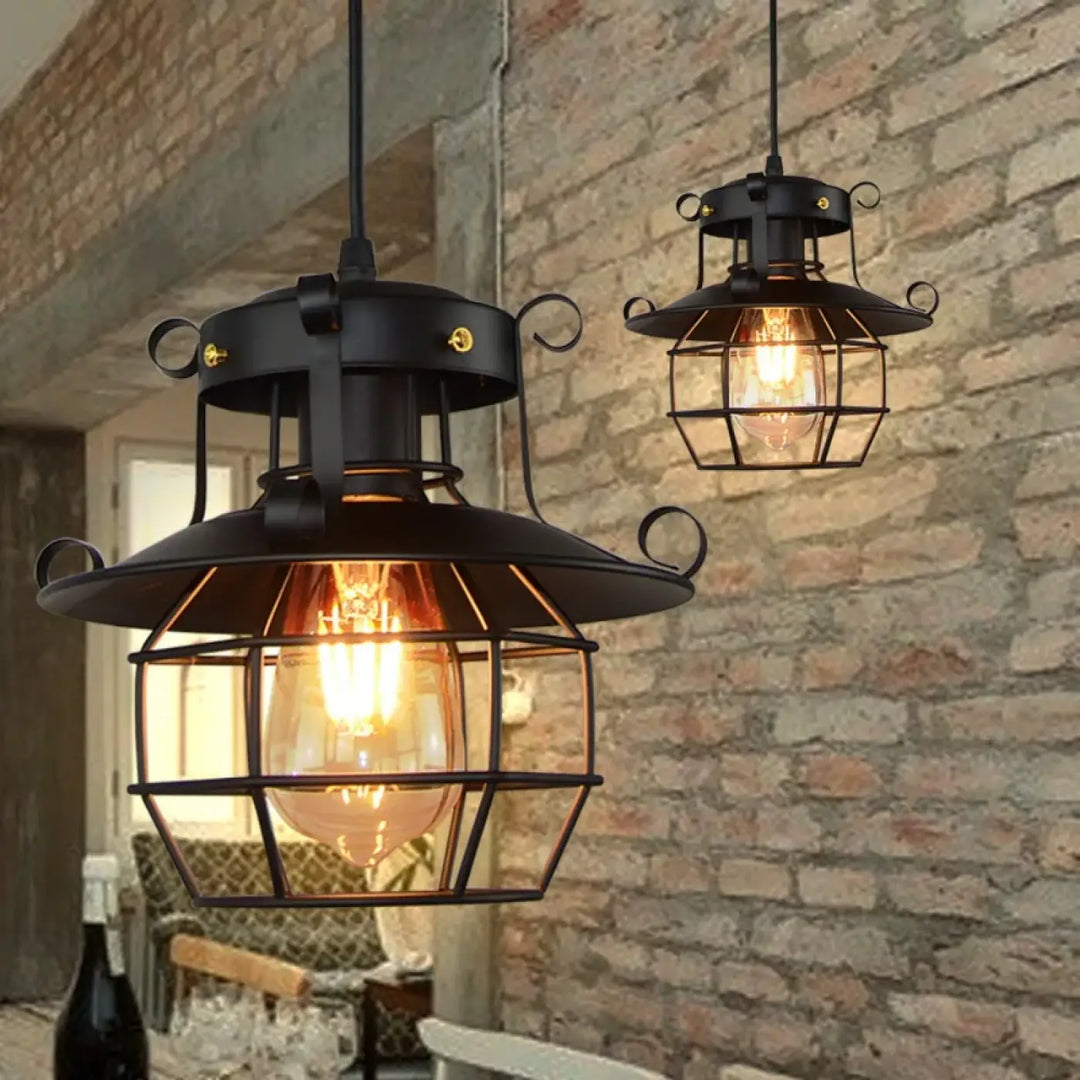 Suspension Industrielle Noire Style Lanterne Métal Et Verre

