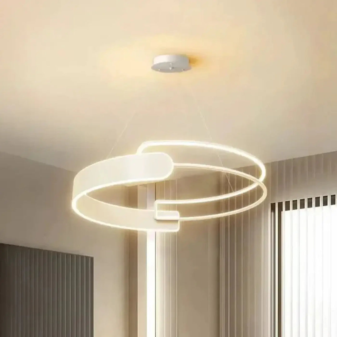 Suspension LED anneaux entrelacés design futuriste et épuré

