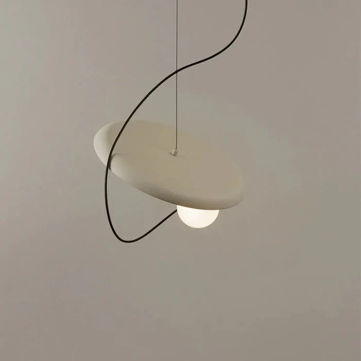 Suspension led avec design unique et éclairage doux élégante
