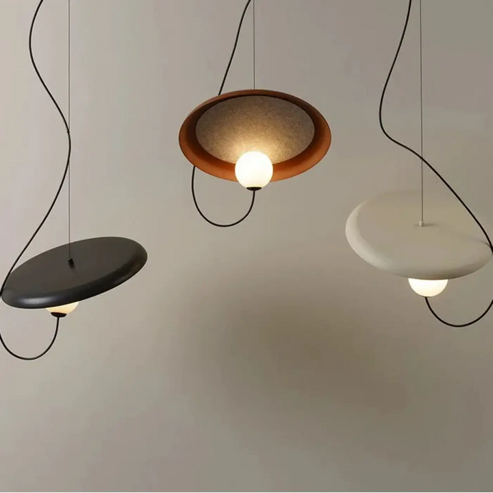 Suspension led avec design unique et éclairage doux élégante