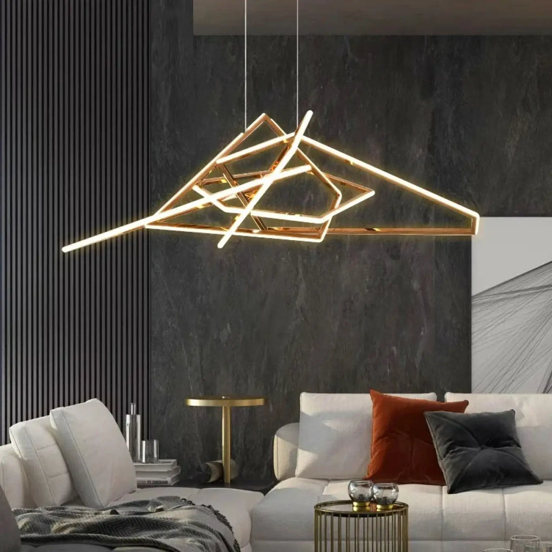 Suspension LED Dorée Design Géométrique Pour Salon Moderne