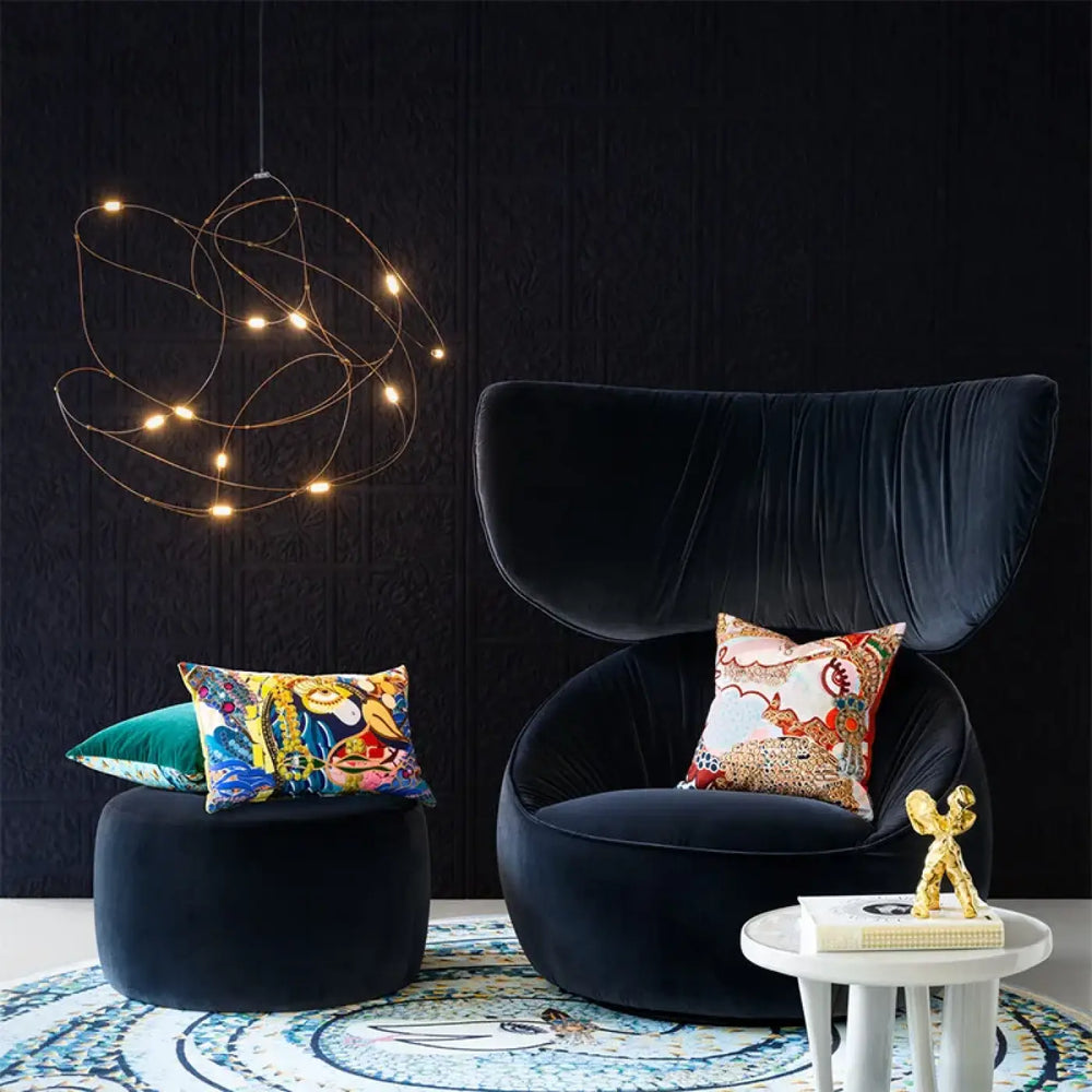 Suspension LED Fil Lumineux Design Aérien Moderne et Sculptural