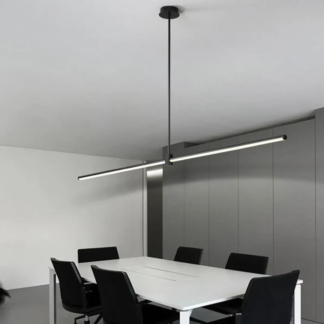 Suspension linéaire style minimaliste noir blanc chic