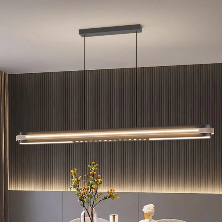 Suspension linéaire noire moderne pour salle à manger