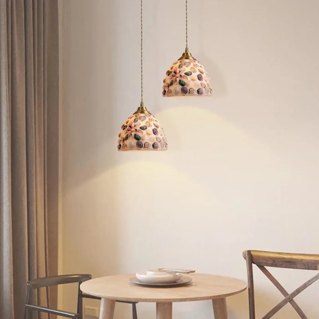 Suspension Luminaire Art Déco Orné De Coquillage