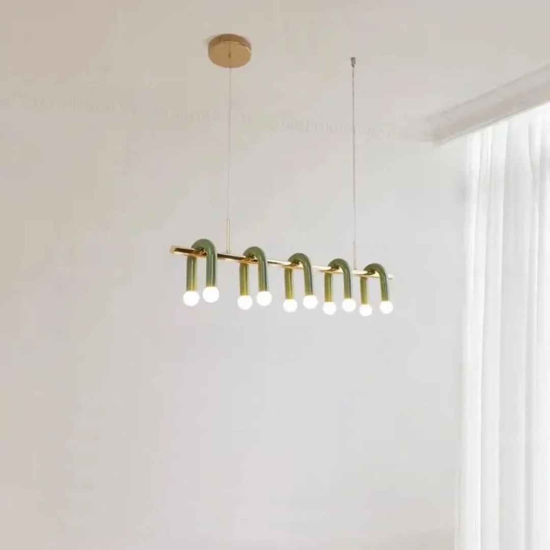 Suspension luminaire en laiton moderne avec design courbé et multiples ampoules lumineuses pour intérieur contemporain