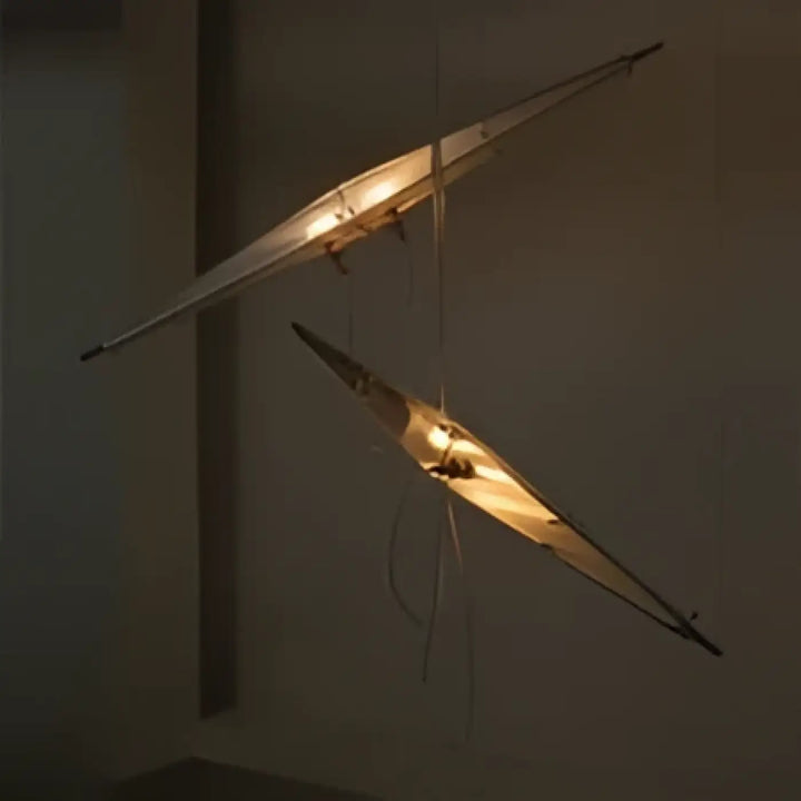 Deux suspensions luminaire kai angulaires en métal avec led e27 et lumière chaude pour décoration intérieure moderne