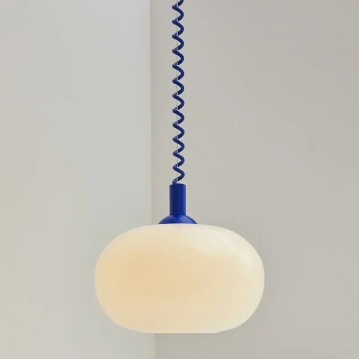 Suspension luminaire blanc avec câble spirale style minimaliste