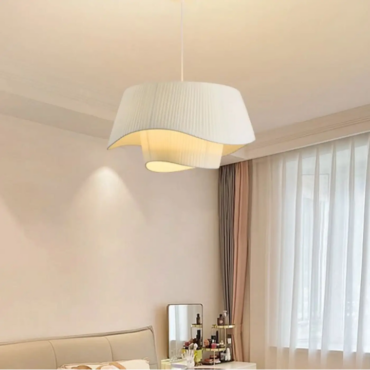 Suspension luminaire blanche tusso en tissu blanc avec plissé élégant et lumière chaude pour choix d un éclairage doux