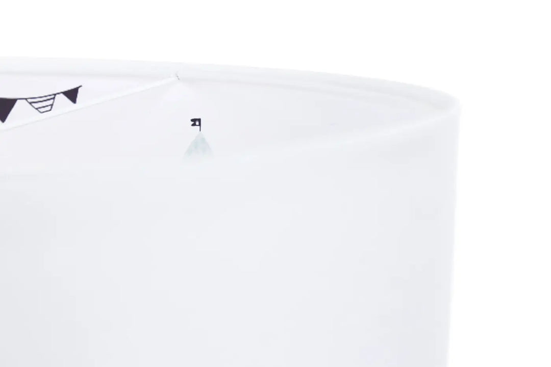 Suspension luminaire blanche avec abat-jour cylindrique blanc et motif guirlande noire sweet dreams classic rose blanc
