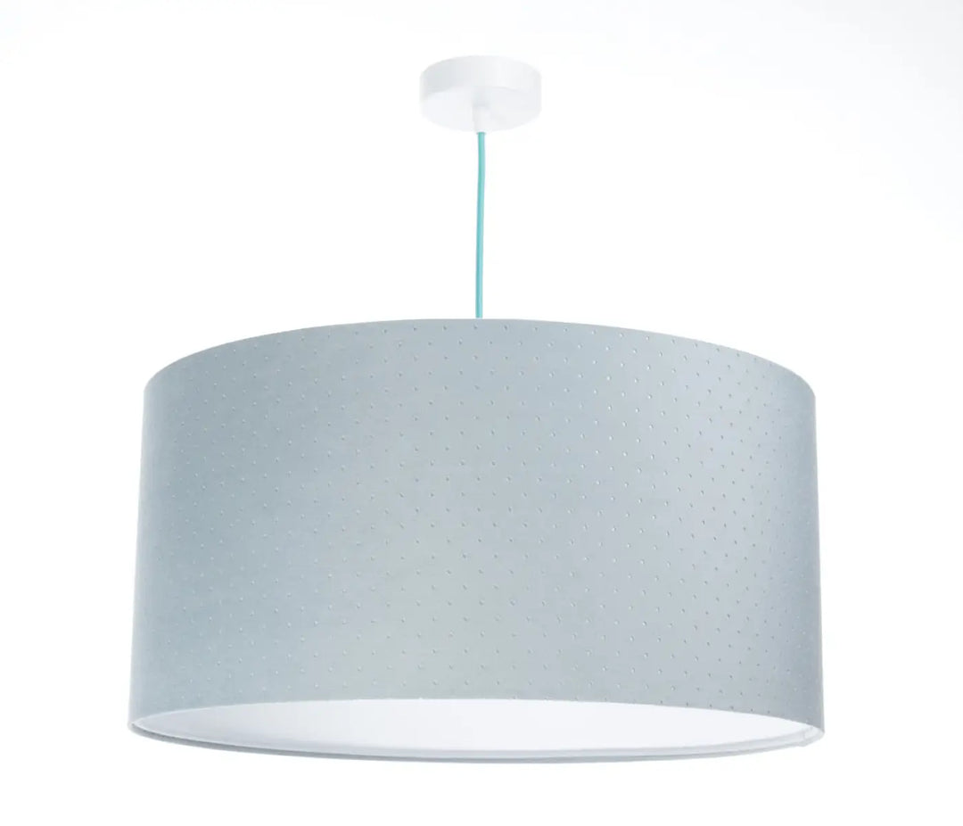 Suspension luminaire bleu pastel jasmin cylindrique en tissu gris clair perforé avec intérieur blanc suspendu par cordon teal
