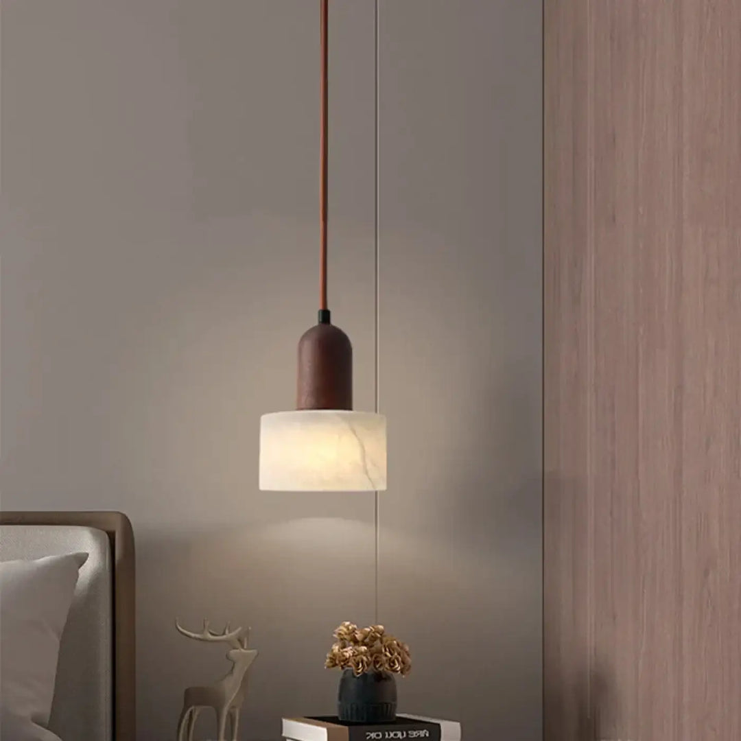 Suspension bois et marbre style scandinave design raffiné