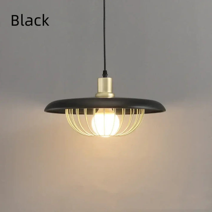 Suspension luminaire en bois et métal doré avec abat-jour rond chic