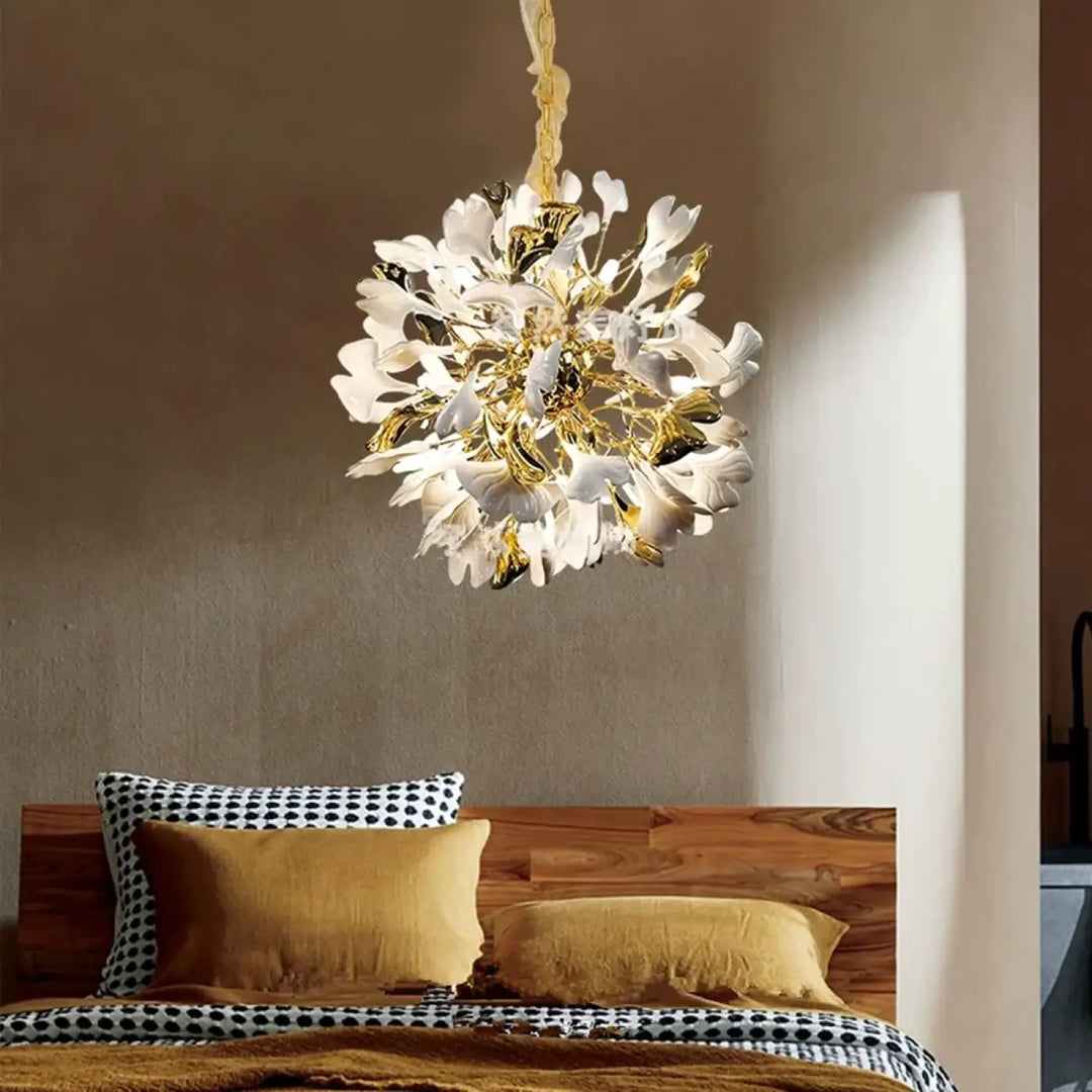 Suspension Luminaire En Boule Avec Des Pétales Design Doré