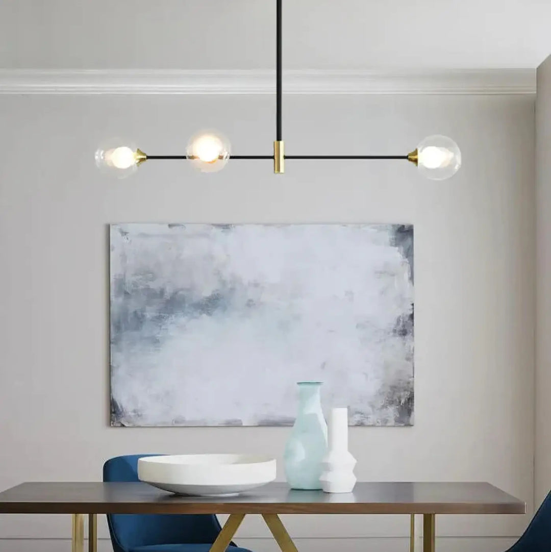 Suspension luminaire boules en verre et structure noire moderne