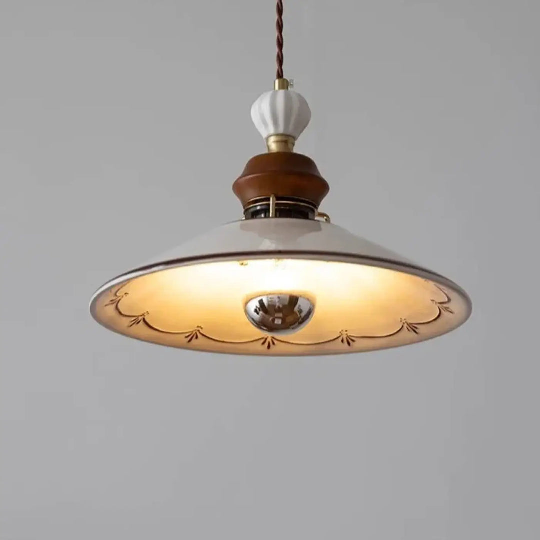 Suspension luminaire en céramique au style ancien et authentique