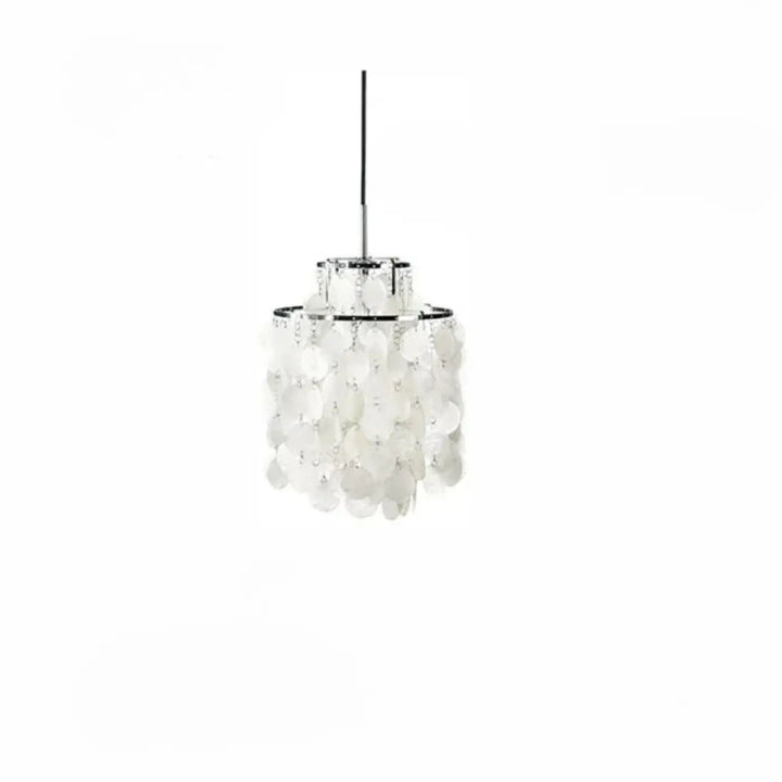 Suspension luminaire chic capizia en métal chromé avec design en étages et abat-jour en coquillage blanc
