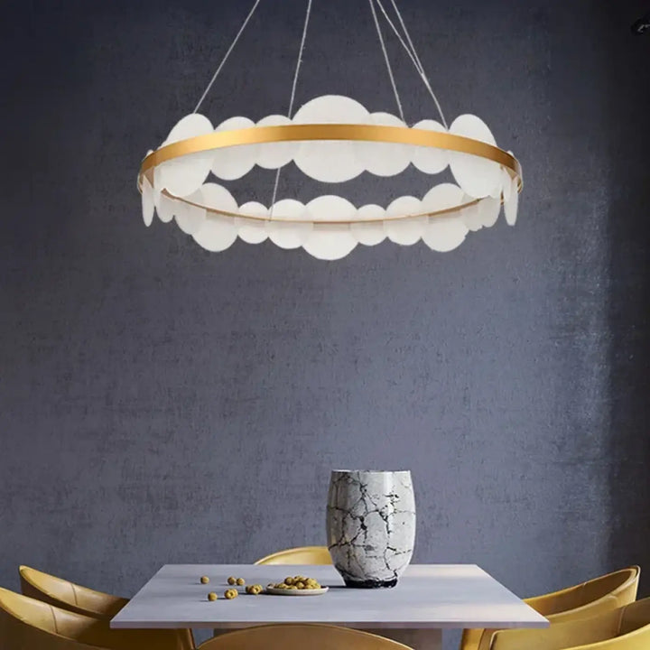 Suspension Luminaire Circulaire Doré Avec Disques Blancs Design