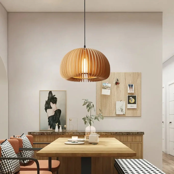 Suspension luminaire cocoon en forme de demi-sphère

