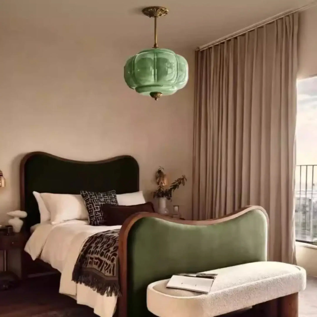 Suspension luminaire contemporaine en verre opale jade vert segmenté avec fixation en métal finition laiton