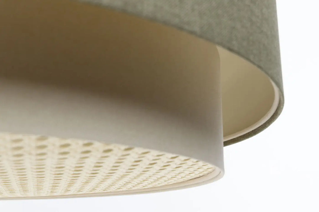 Suspension luminaire doblo boho elegant avec abat-jour cylindrique crème, tissu gris texturé et base en mesh beige