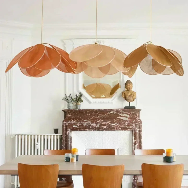 Suspension luminaire design aérienne en pétales au style moderne
