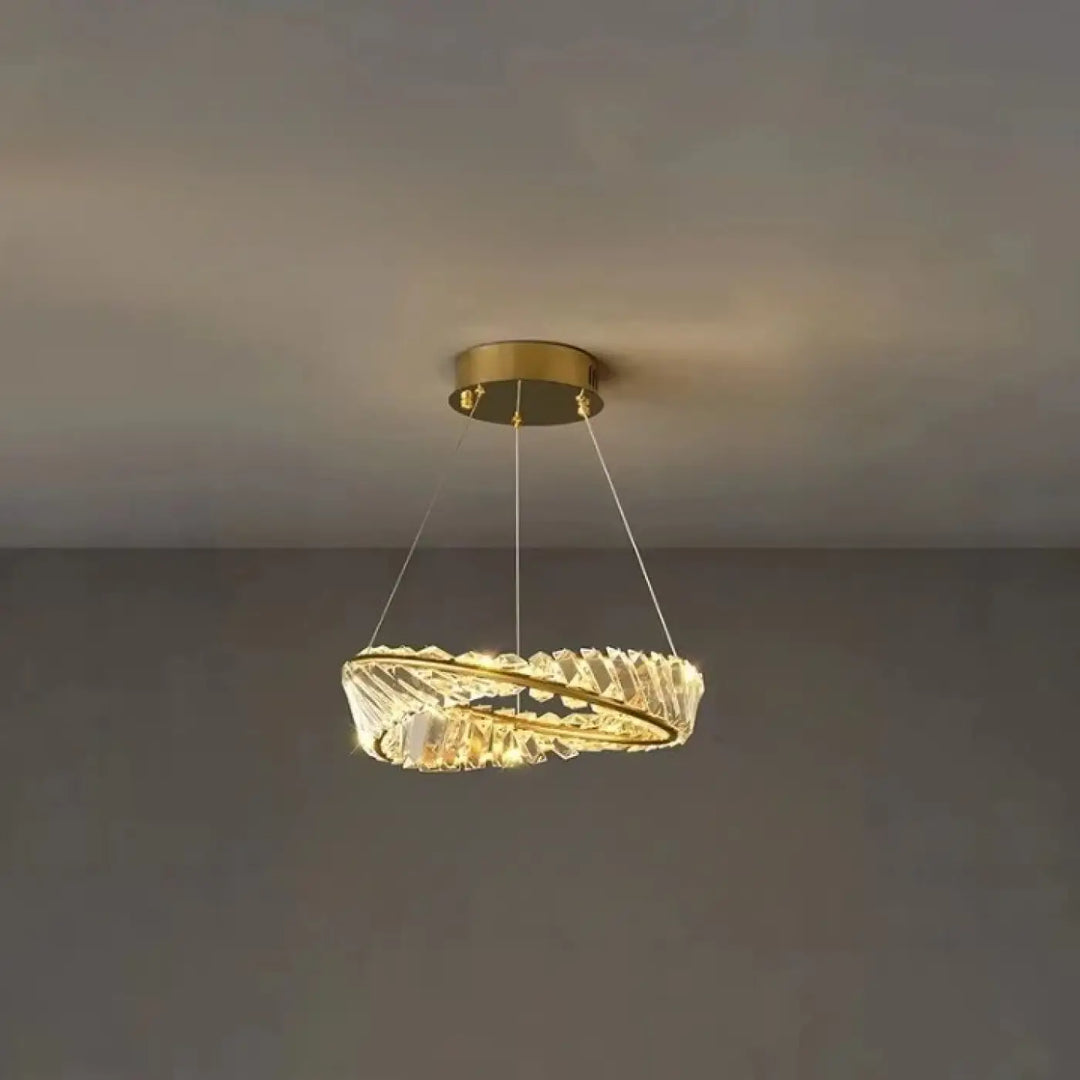 Suspension luminaire glinta en métal doré avec design torsadé et cristaux, anneau pour ring ceiling light mètres carrés