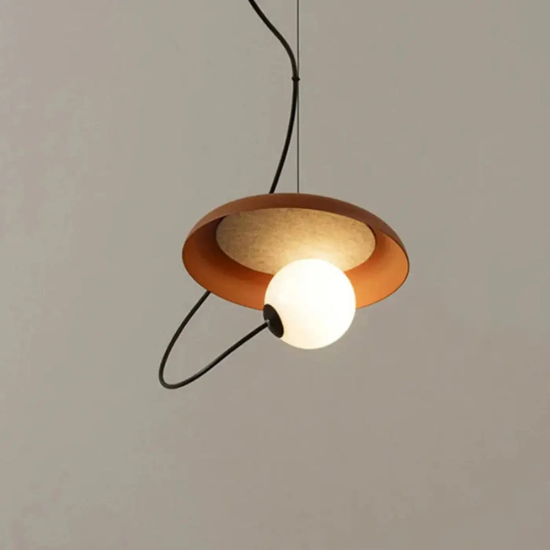 Suspension luminaire design aux formes modernes blanc noir rouge
